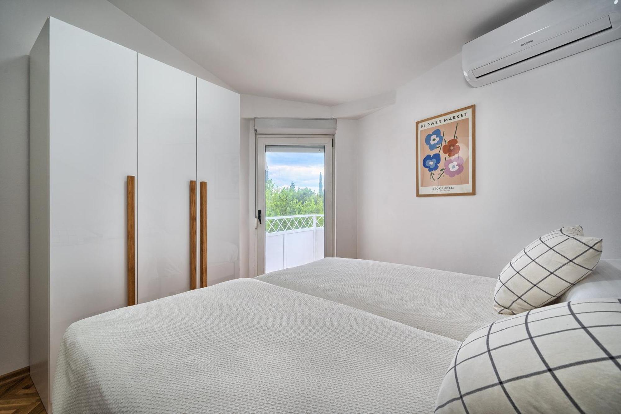 Adriatic Retreat Meje, 4 Min Walk To The Beach Split Room photo