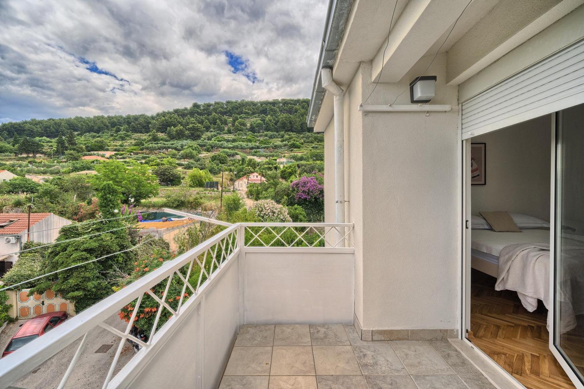 Adriatic Retreat Meje, 4 Min Walk To The Beach Split Exterior photo