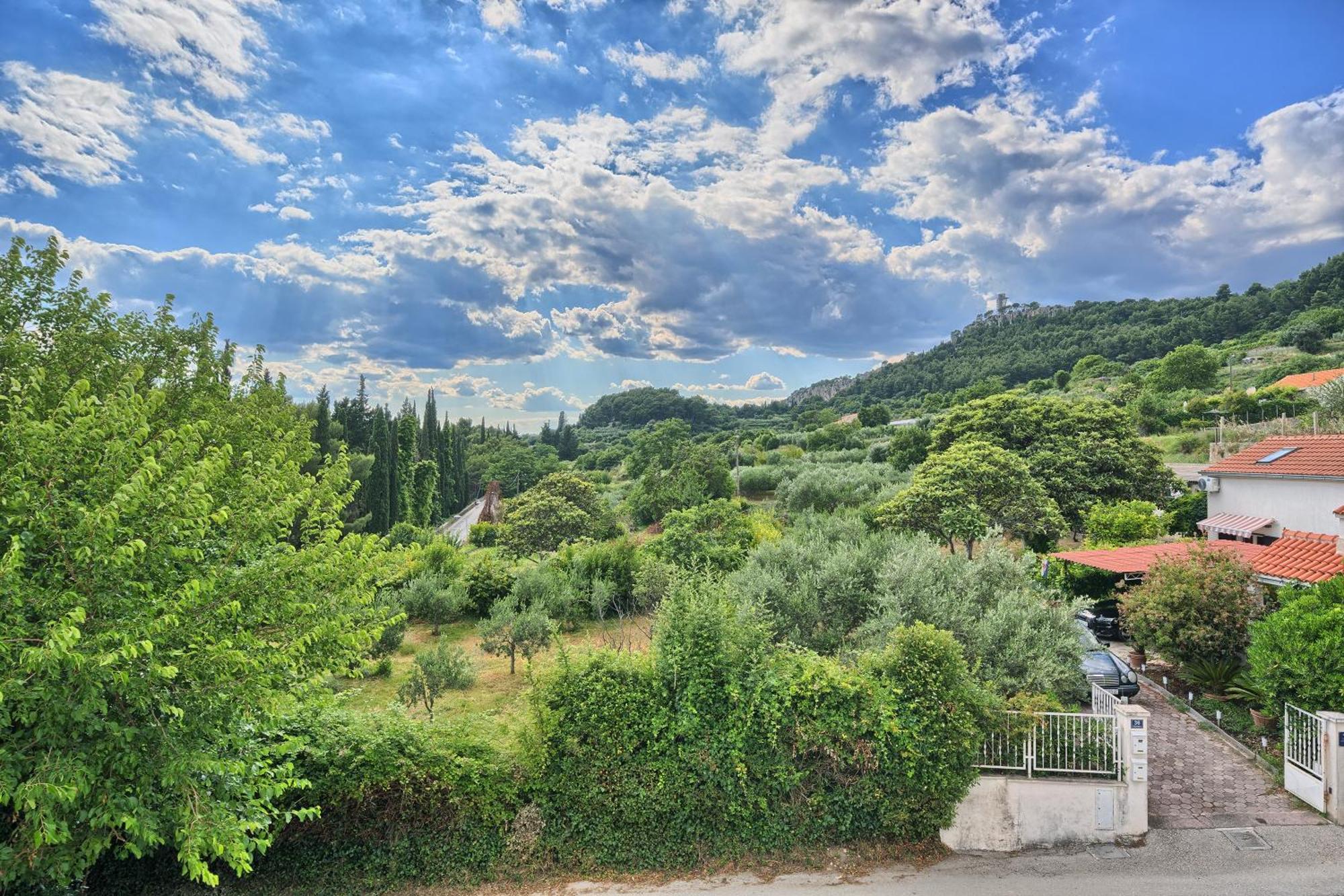 Adriatic Retreat Meje, 4 Min Walk To The Beach Split Room photo